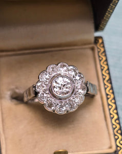 Antique Early 1900s Edwardian/Art Deco Platinum Old Cut Diamond Cluster Halo Daisy Ring, 7.5-7.75