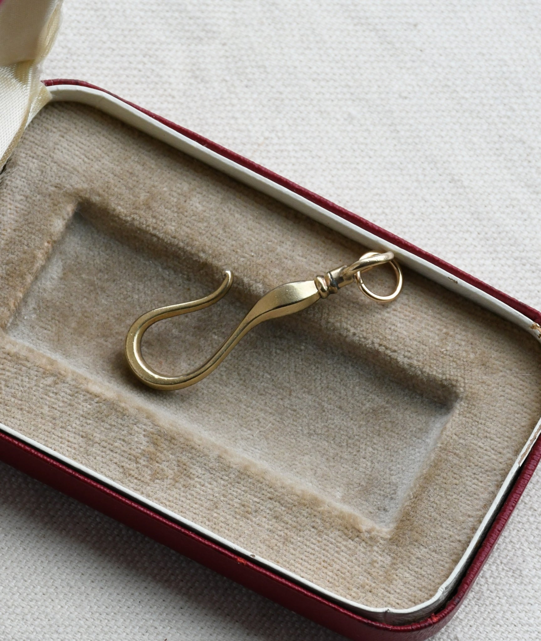 Large Size Antique Gold Filled Shepherd Hook, Charm Pendant Holder, Ch –  MemoryStation2013