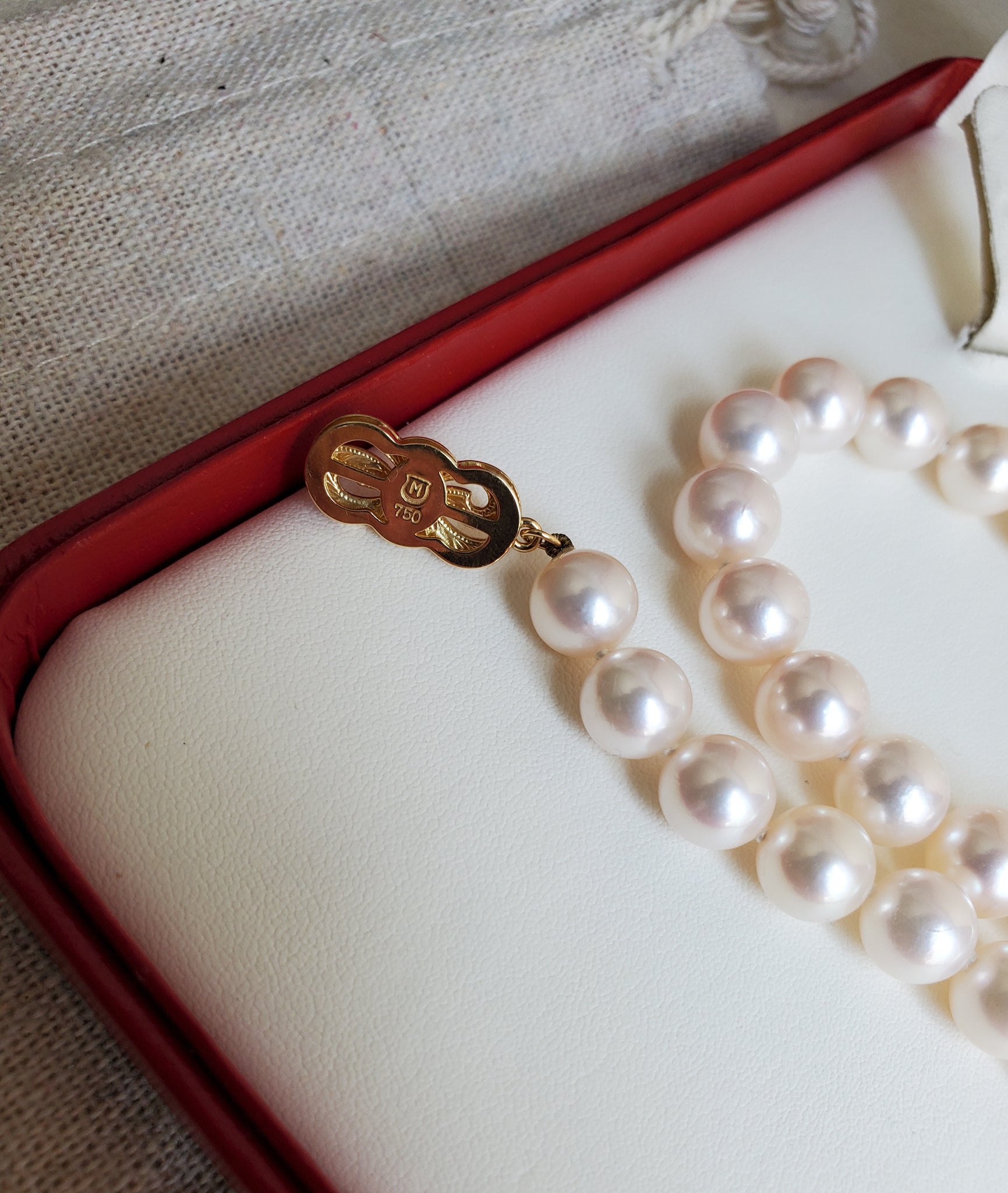 Majorica Pearl Jewelry  Single Strand 8MM Pearl Necklace