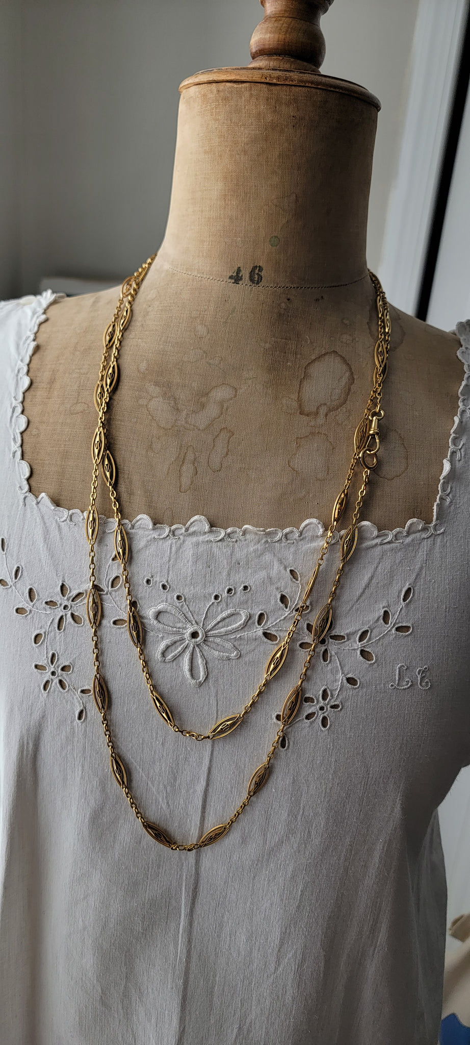 Antique French 18K Solid Gold Ornate Filigree Link Sautoir Long Chain –  MemoryStation2013